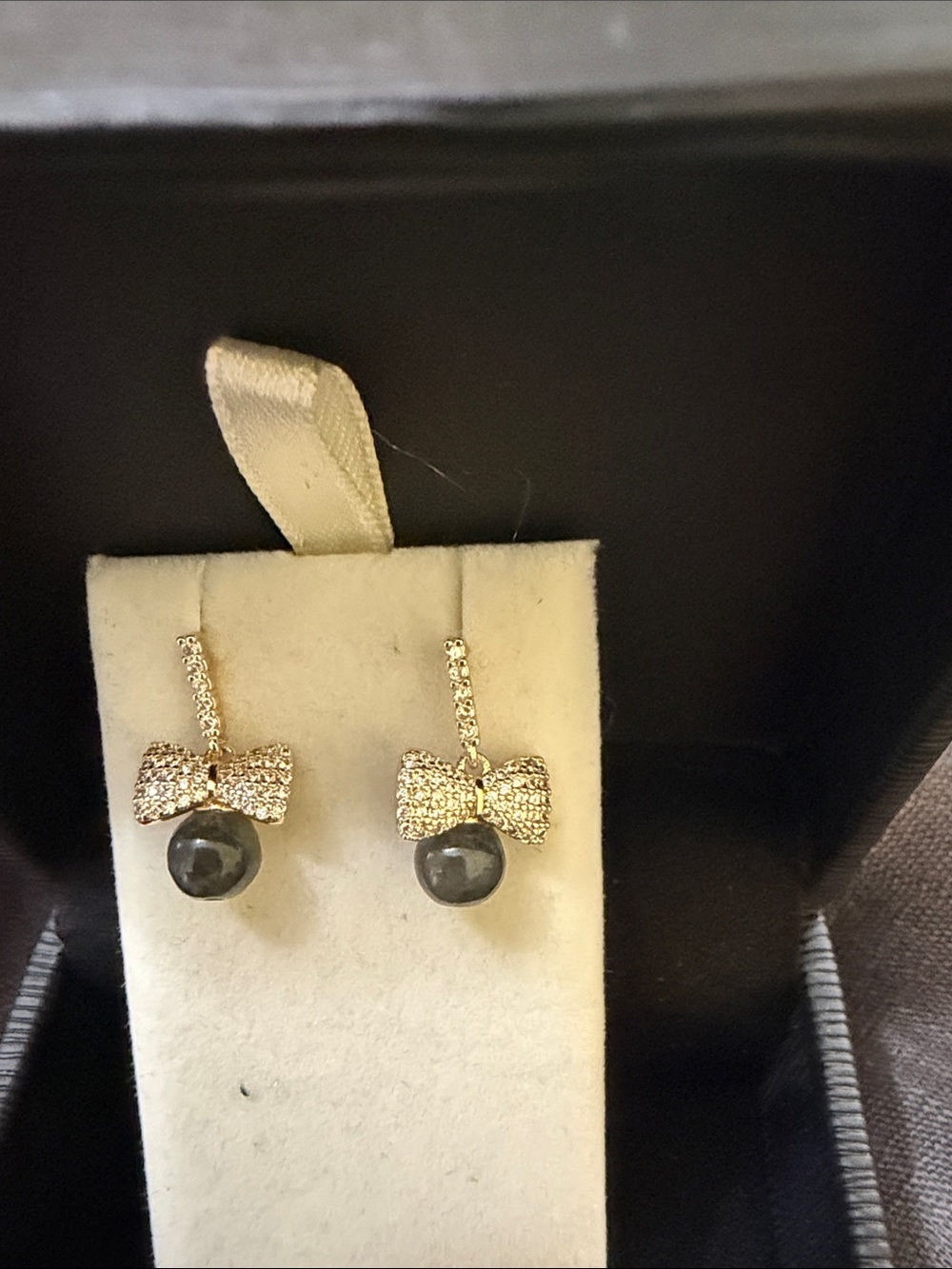 Gold Bow Drop Earrings with jadeite Accent